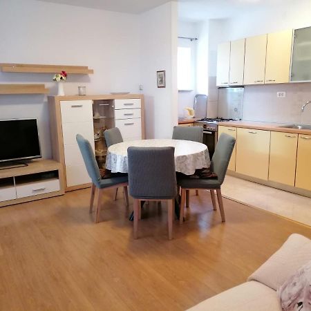 Guest House Lucija Makarska Dış mekan fotoğraf