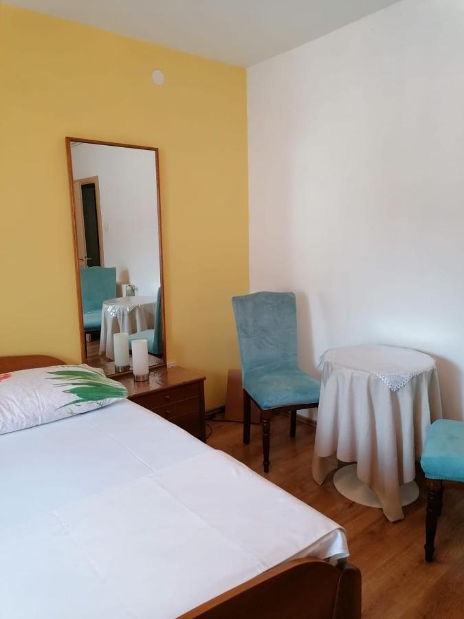 Guest House Lucija Makarska Dış mekan fotoğraf