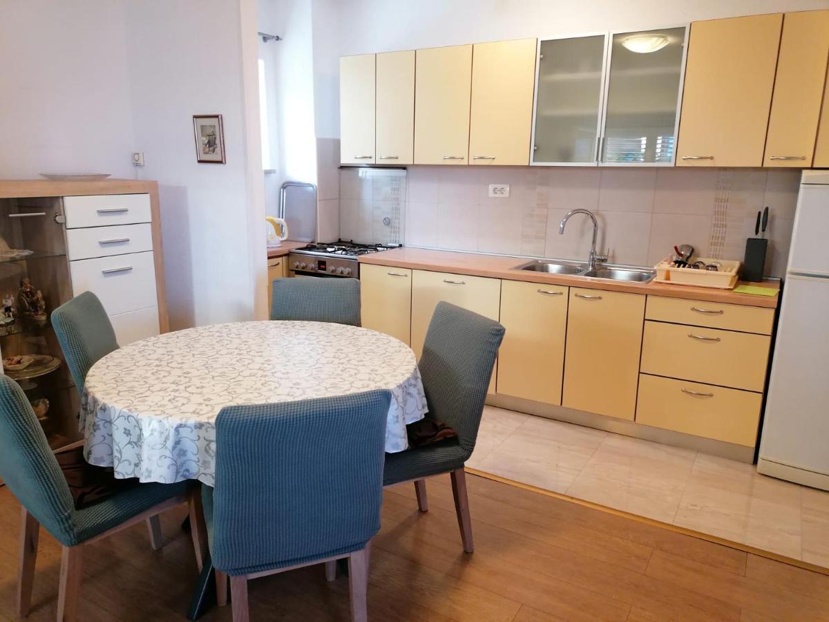 Guest House Lucija Makarska Dış mekan fotoğraf