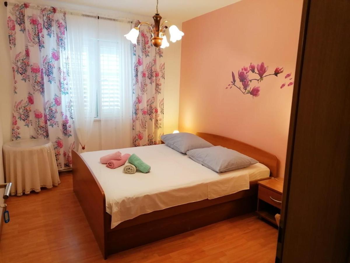 Guest House Lucija Makarska Dış mekan fotoğraf